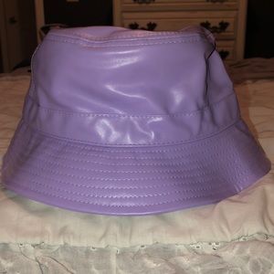 Lavender bucket hat